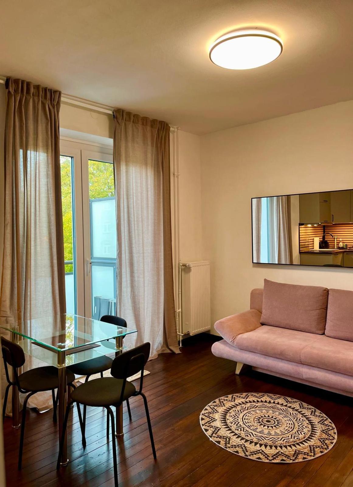 Appartamento Easy And Cozy Duisburgo Esterno foto